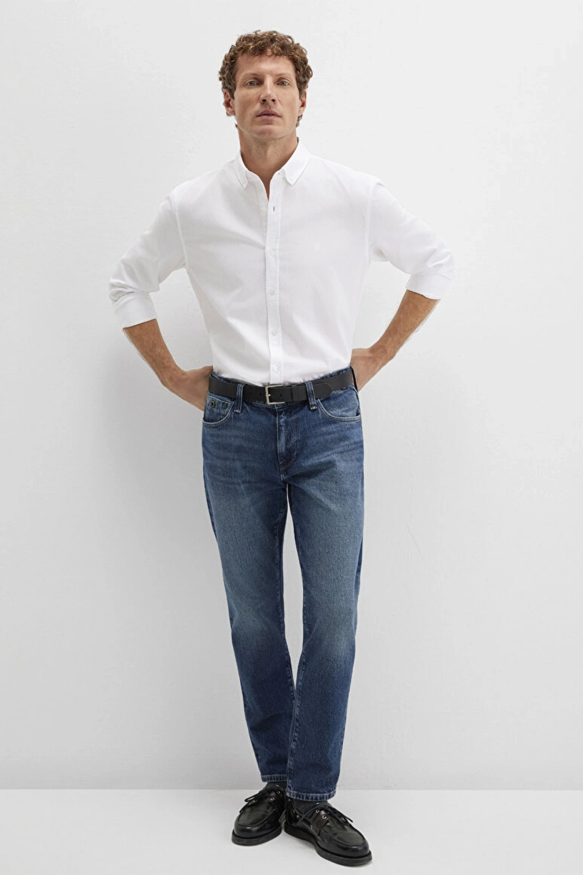 M Logo Nakışlı Beyaz Gömlek