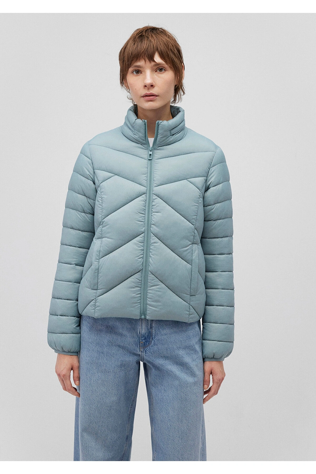 Mavi Dik Yaka Şişme Mont