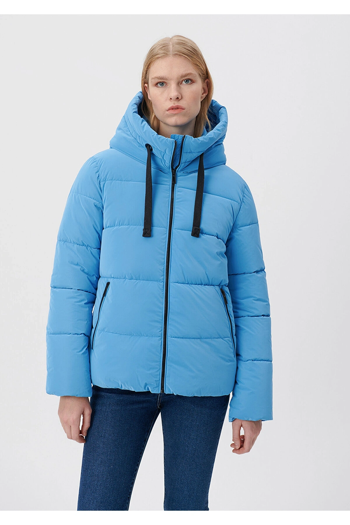 Mavi Kapüşonlu Şişme Mont