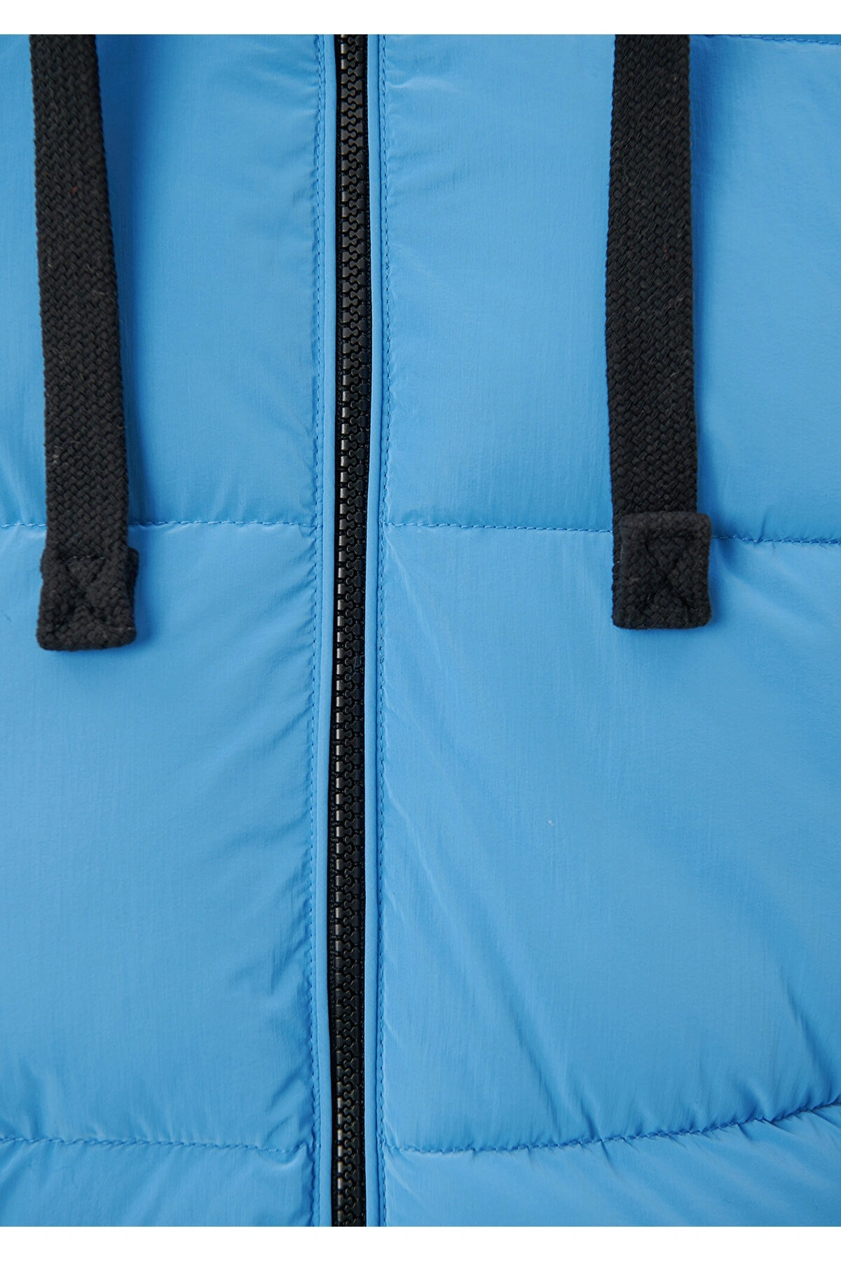 Mavi Kapüşonlu Şişme Mont