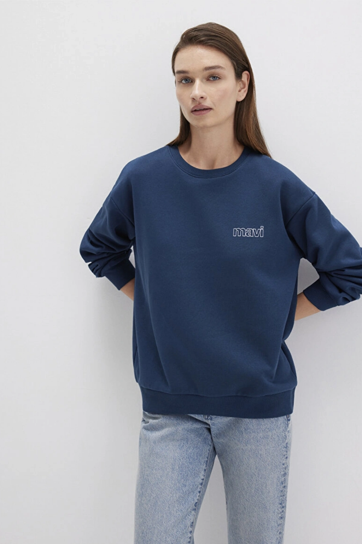 Mavi Logo Baskılı Lacivert Sweatshirt