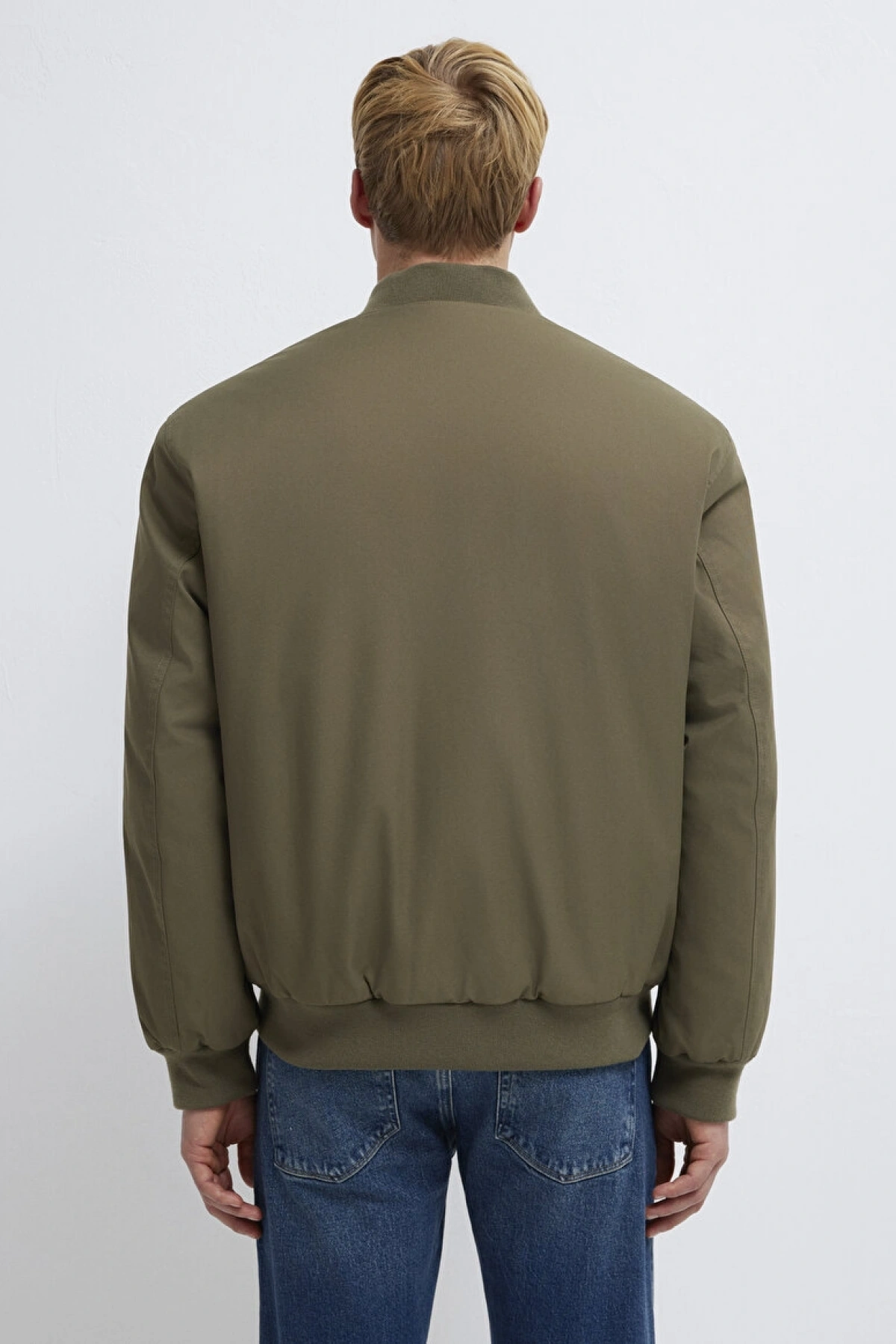 Mavi Nakışlı Yeşil Ceket