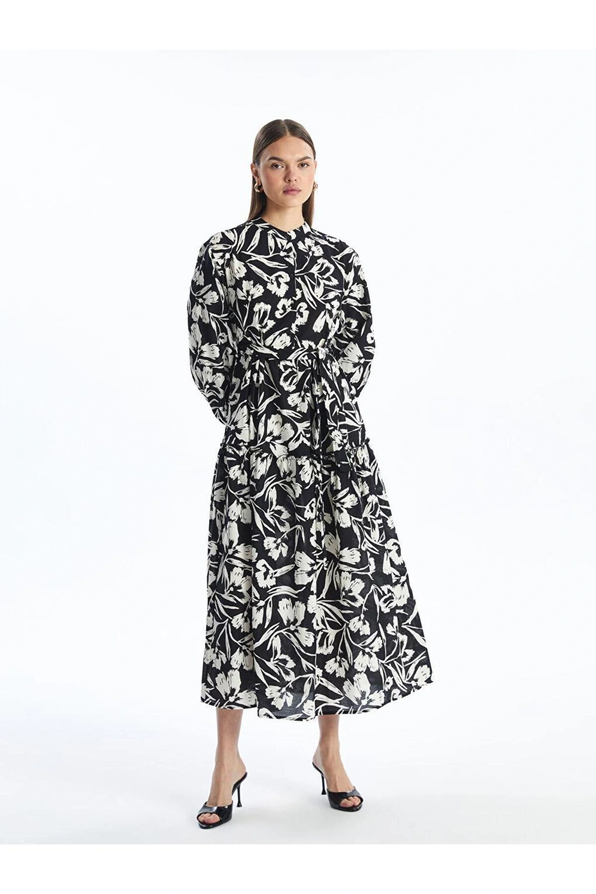 Modest Siyah Hakim Yaka Çiçekli Kadın Elbise