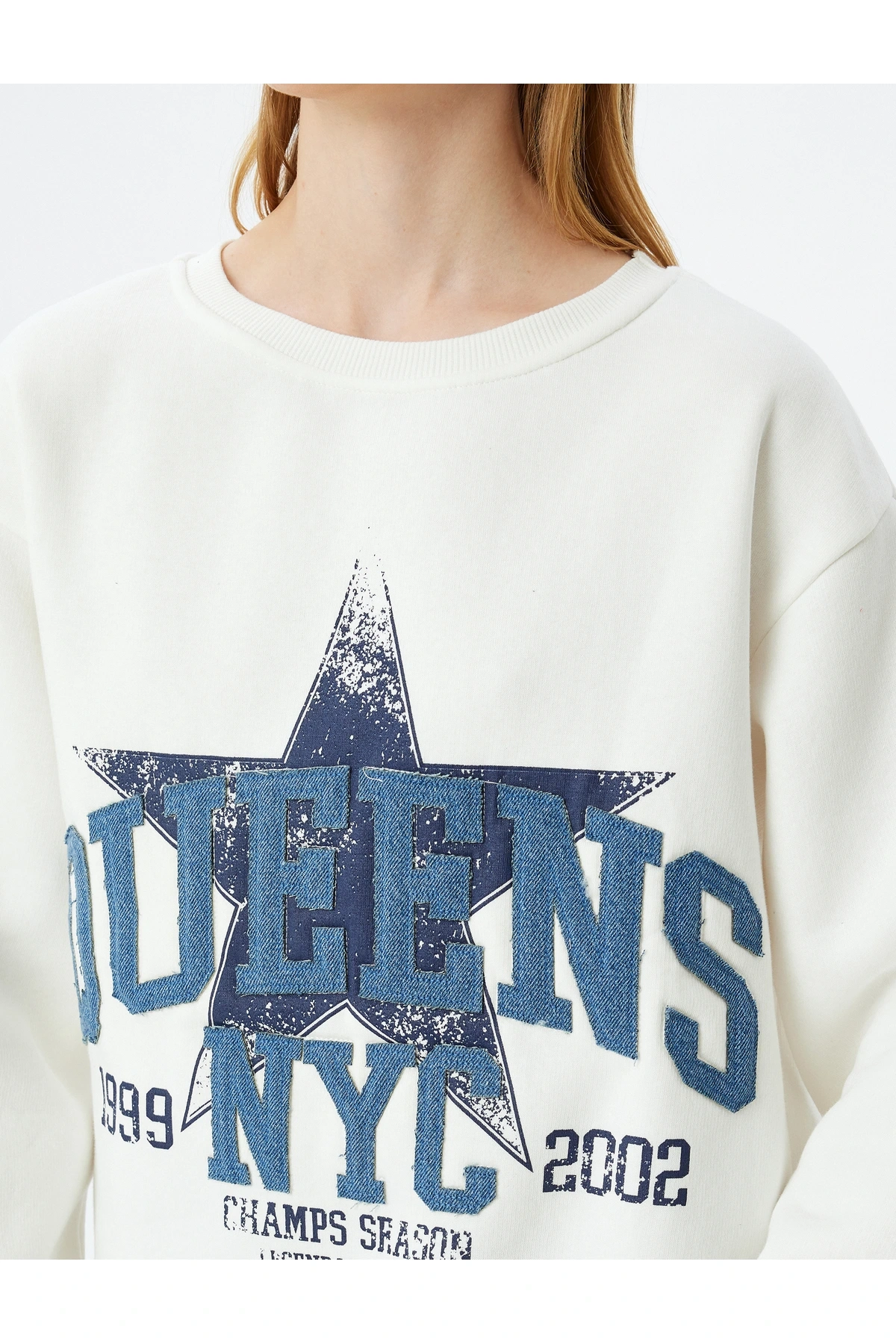 Oversize Sweatshirt Bisiklet Yaka Kolej İşlemeli Şardonlu