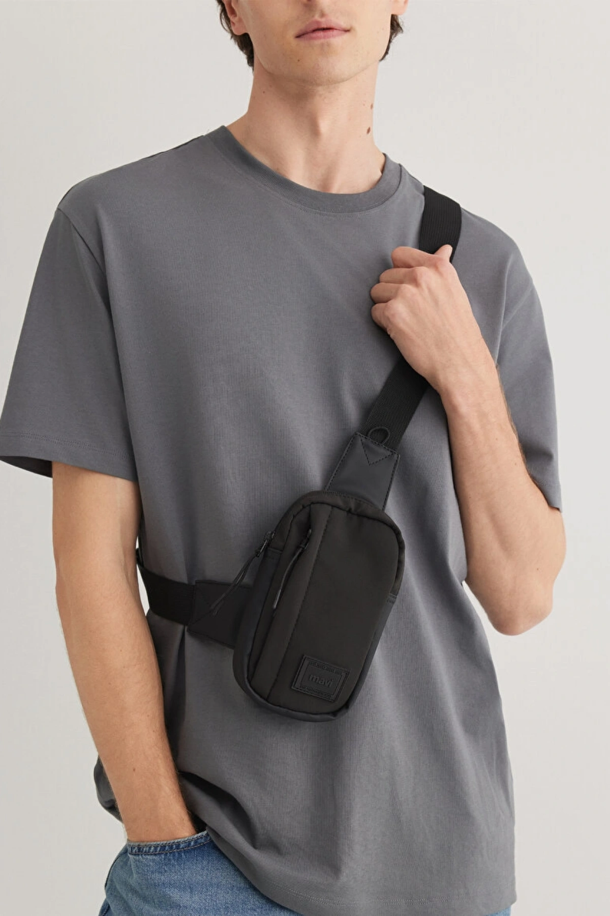 Siyah Çapraz Çanta