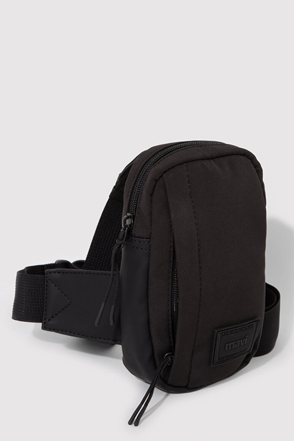 Siyah Çapraz Çanta