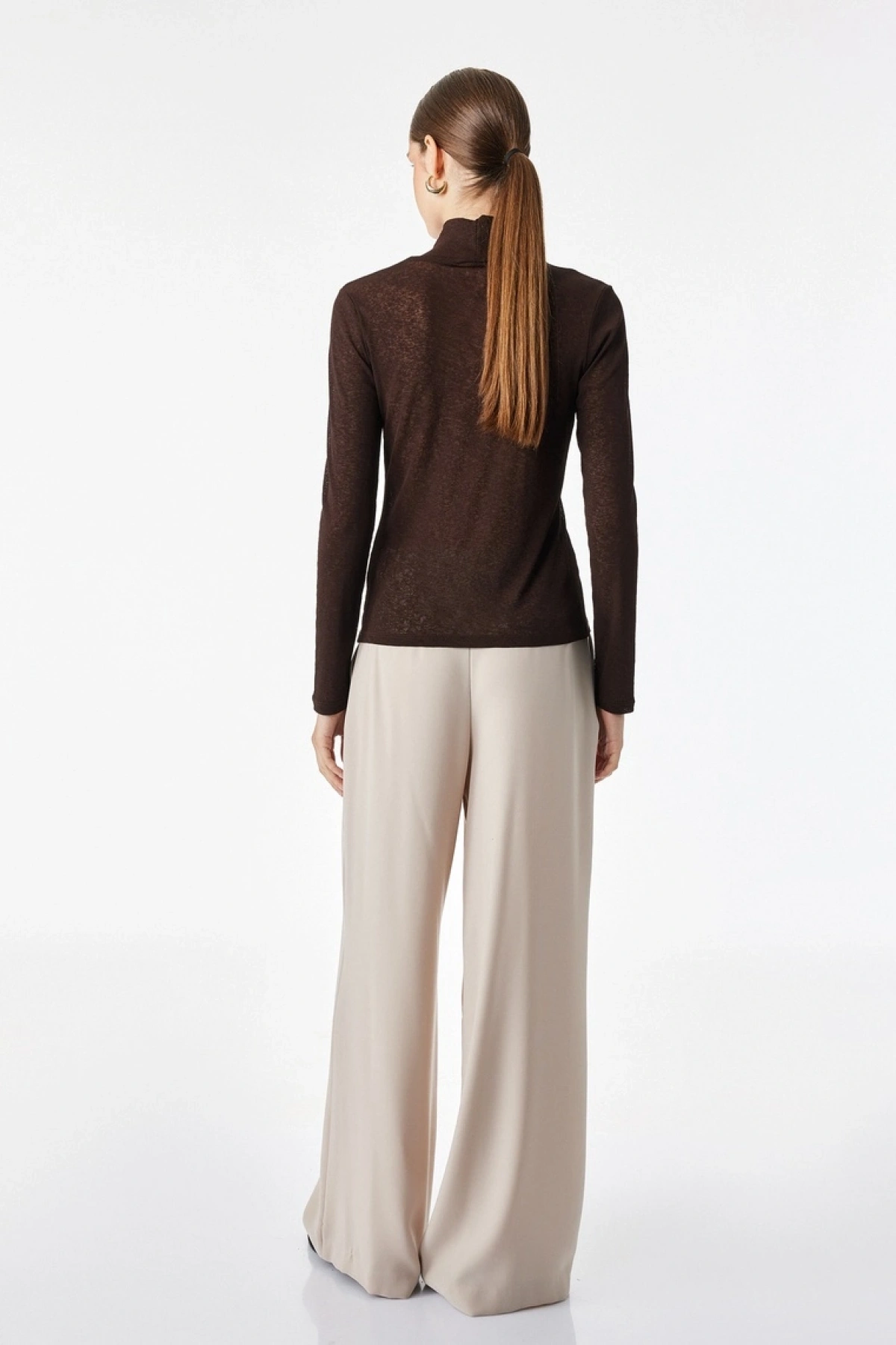 Slim Fit Dik Yaka Uzun Kollu Tişört