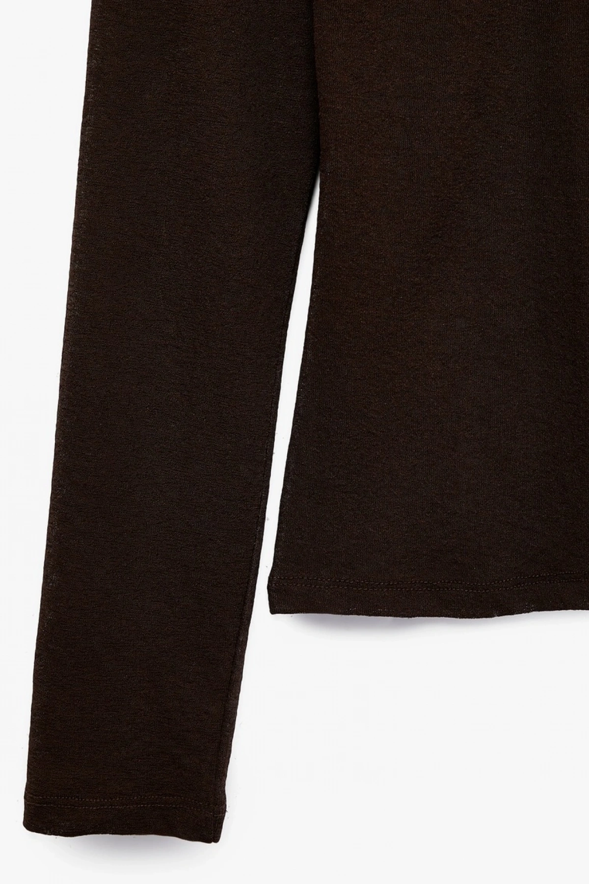 Slim Fit Dik Yaka Uzun Kollu Tişört