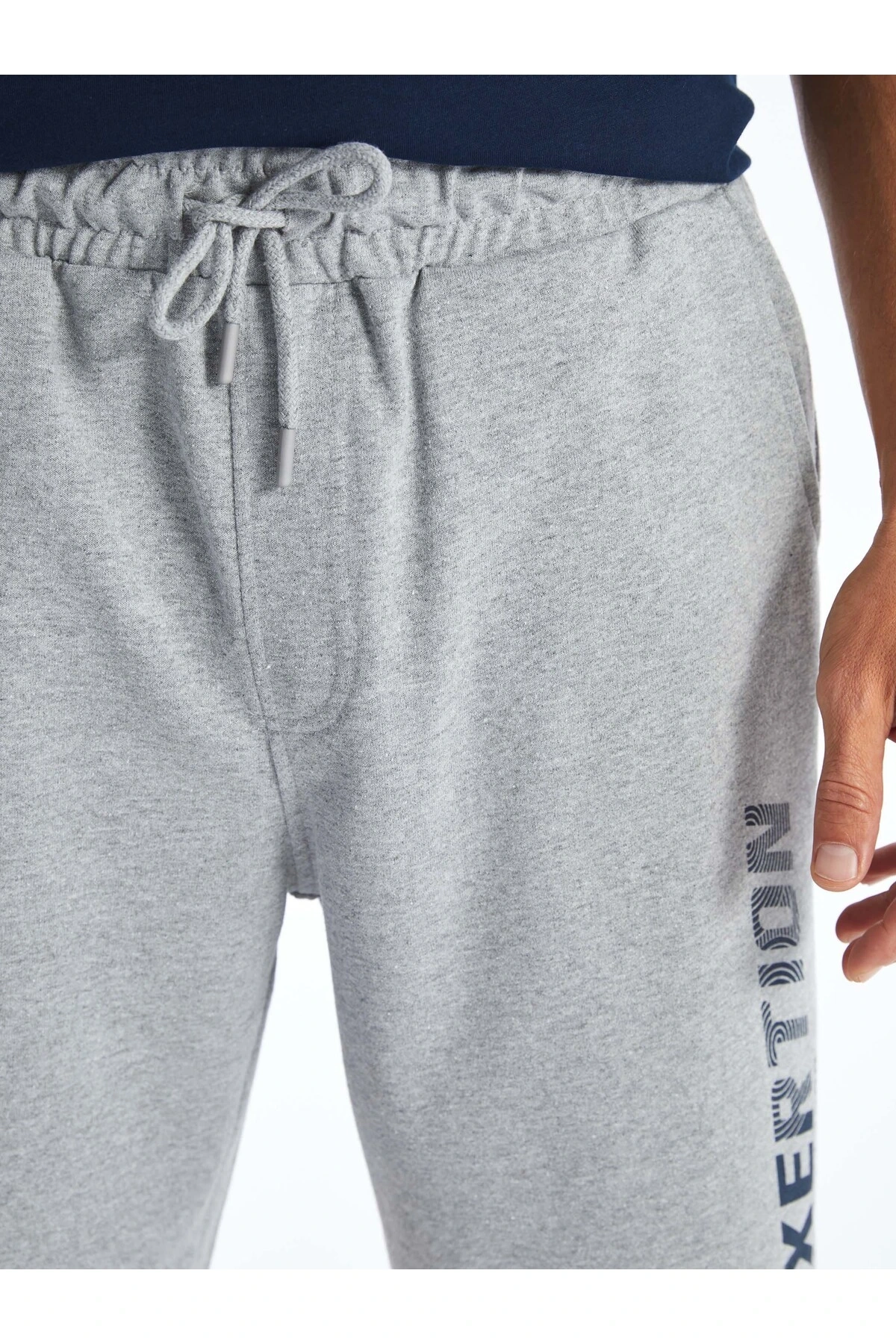 LCWAIKIKI Classic Standart Kalıp Erkek Şort