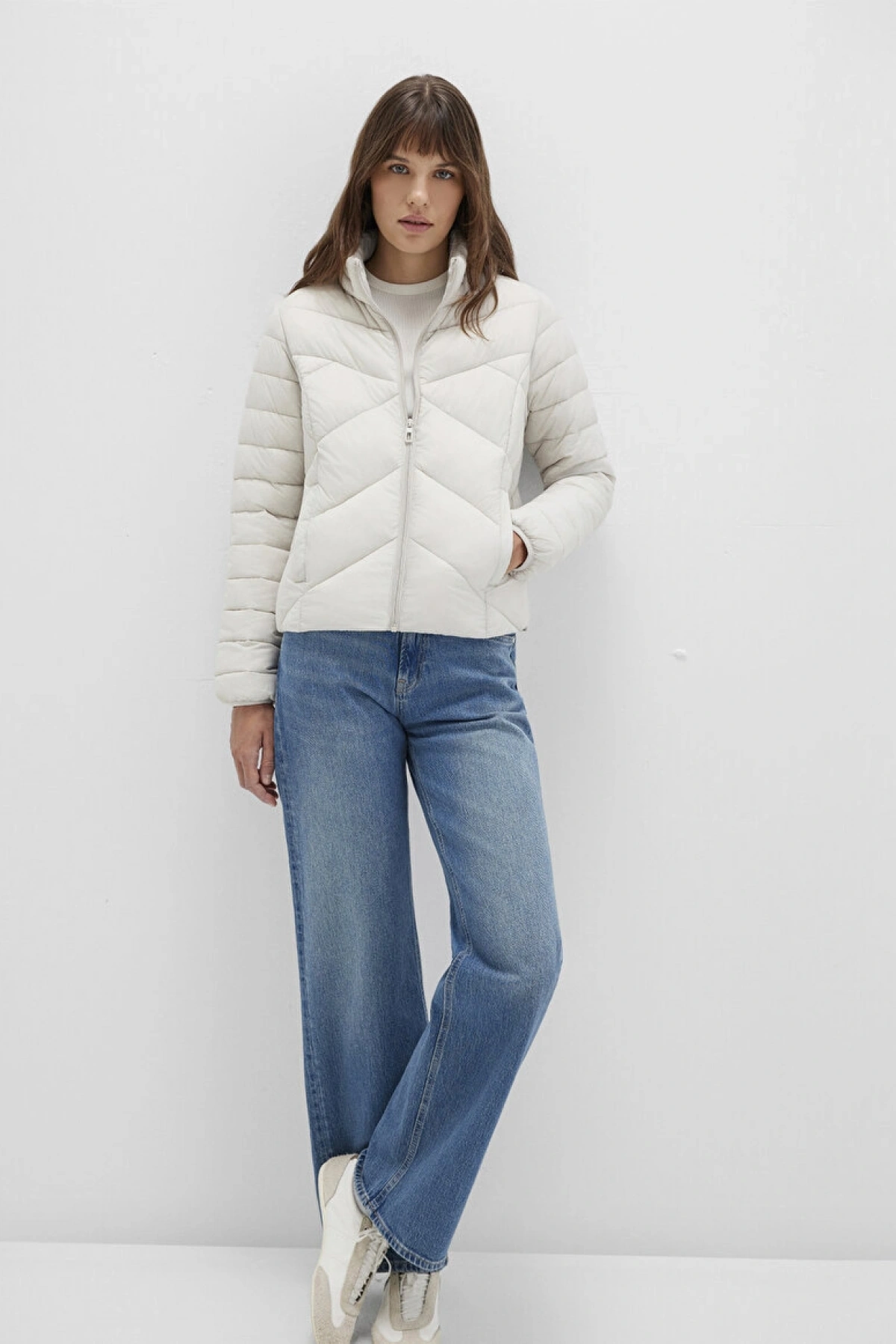 Su İtici Dik Yaka Ekru Şişme Mont