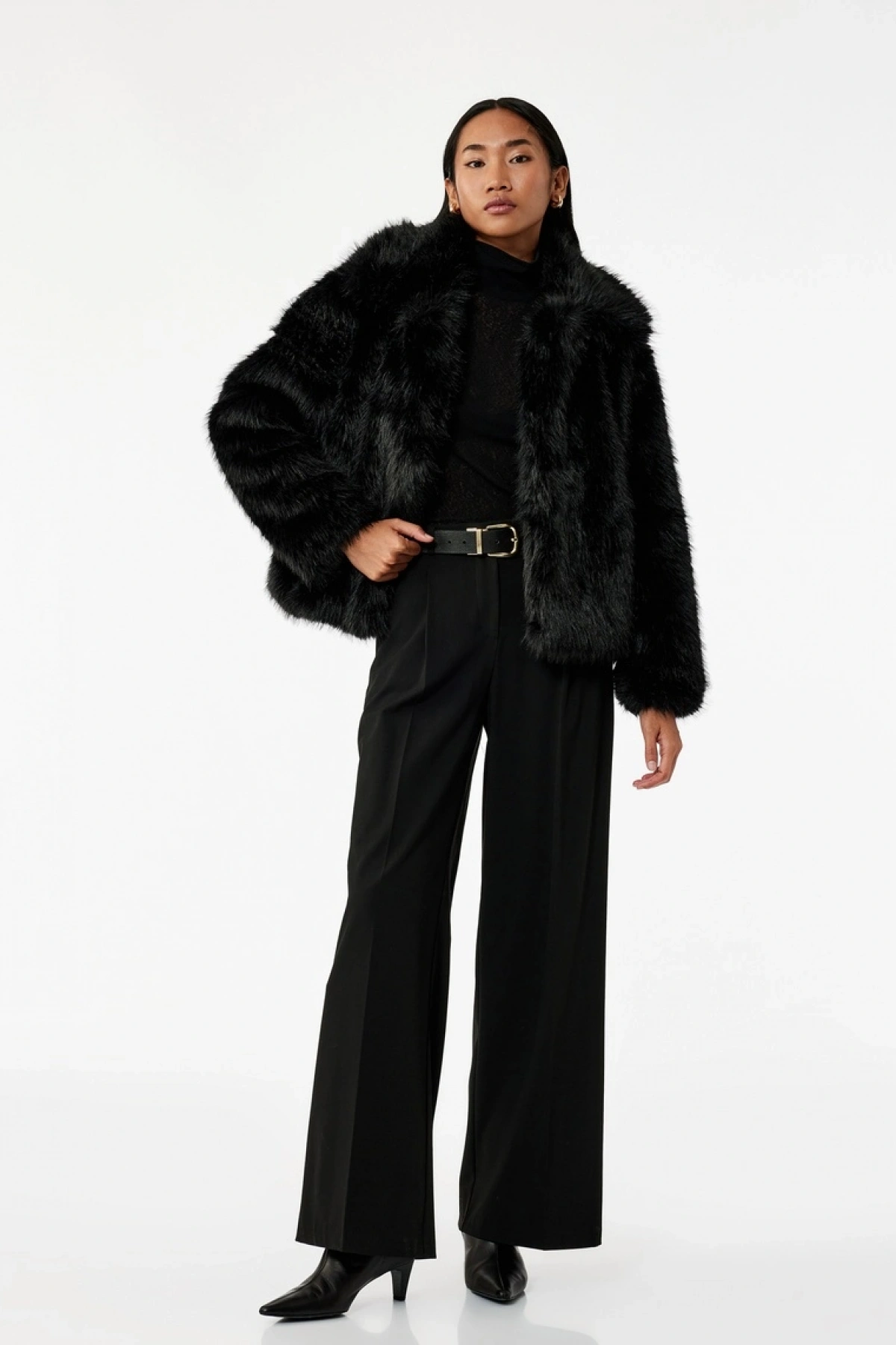 KOTON Suni Kürk Mont Uzun Kollu Crop