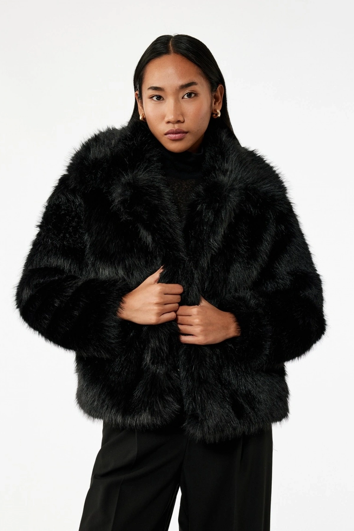 KOTON Suni Kürk Mont Uzun Kollu Crop