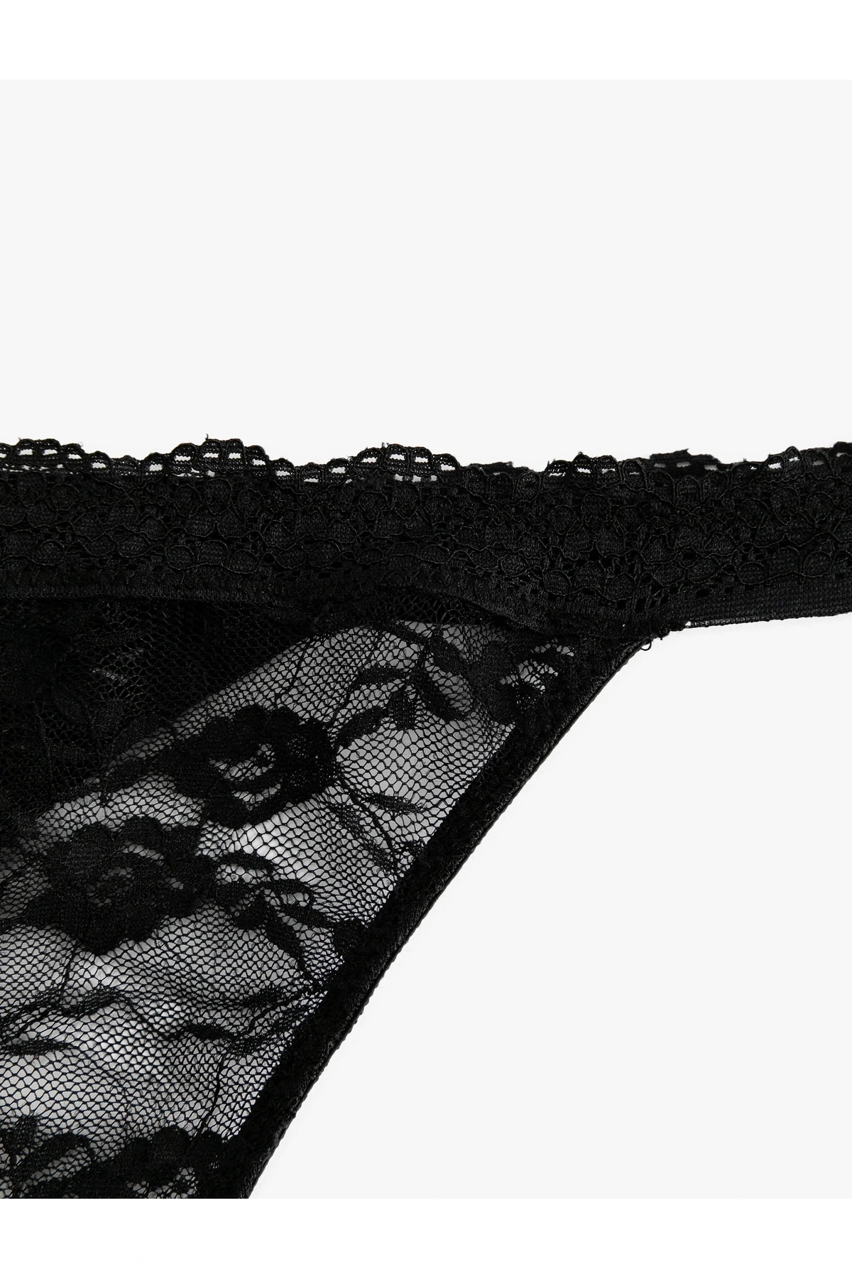 Transparan Rahat Kalıp Dantelli String Külot