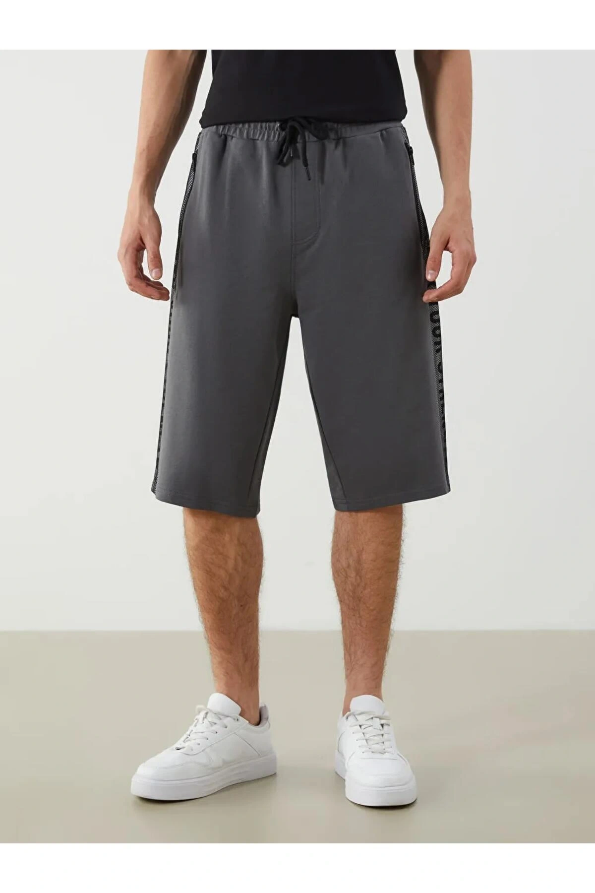 XSIDE Gri Standart Kalıp Baskılı Erkek Şort
