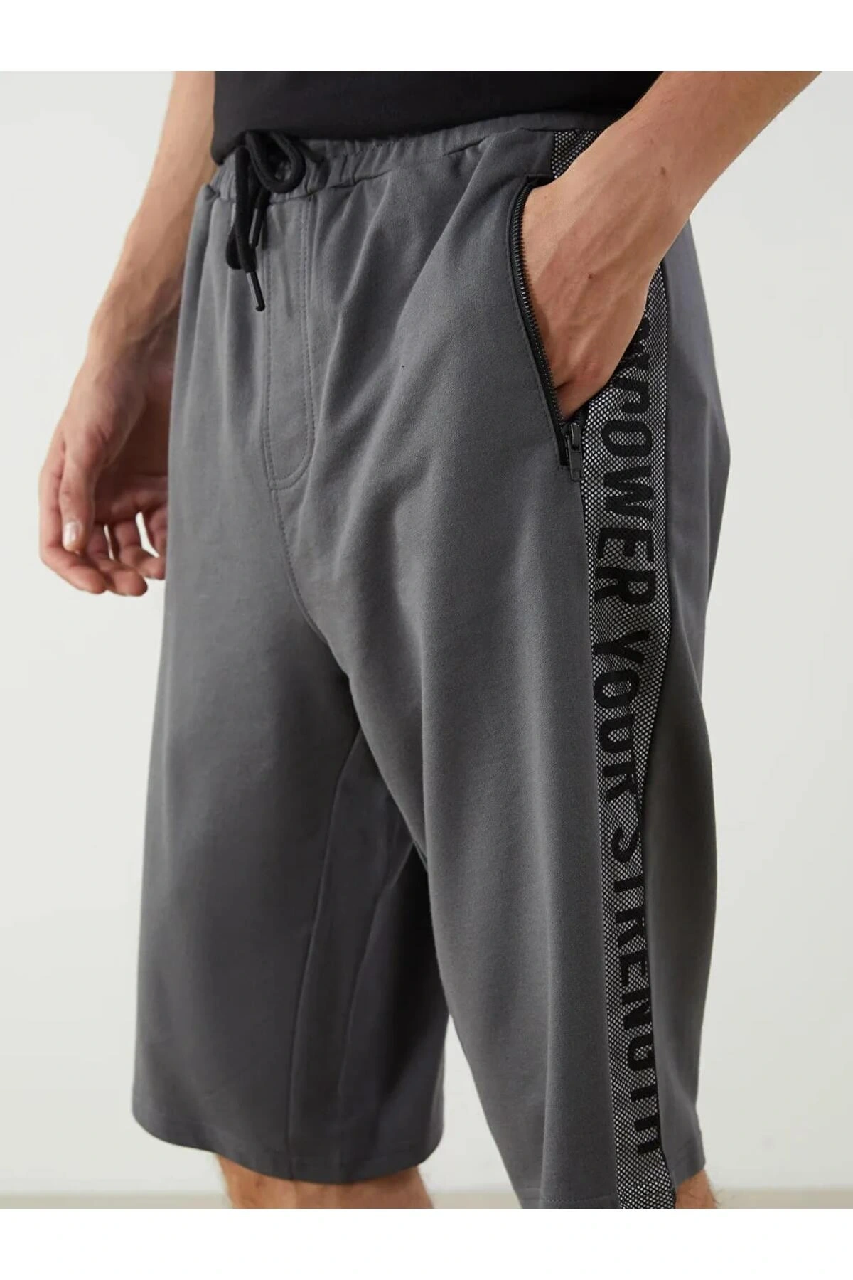 XSIDE Gri Standart Kalıp Baskılı Erkek Şort