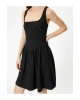 Kalın Askılı Mini Elbise Slim Fit U Yaka