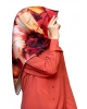 Vissona %100 Twill İpek Batik Çiçek Desenli Hardal - Kırmızı Renkli 90x90 Eşarp Kenar Dikiş Şekli El Dikişli