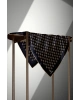 Vissona %100 Twill İpek Geometrik Desenli Siyah - Gold Renkli 90x90 Eşarp Dikim Şekli : El Dikişi
