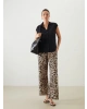 LCWAIKIKI Classic Siyah Beli Lastikli Leopar Desenli Kadın Pantolon