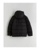 LCW KidsSiyah Kapüşonlu Erkek Çocuk Şişme Mont