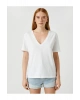 V Yaka Düz Beyaz Kadın T-shirt 3sak60002ek