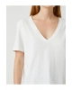 V Yaka Düz Beyaz Kadın T-shirt 3sak60002ek