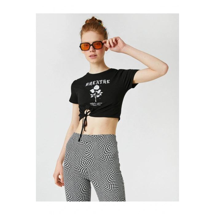 Kısa Kollu Crop Tişört