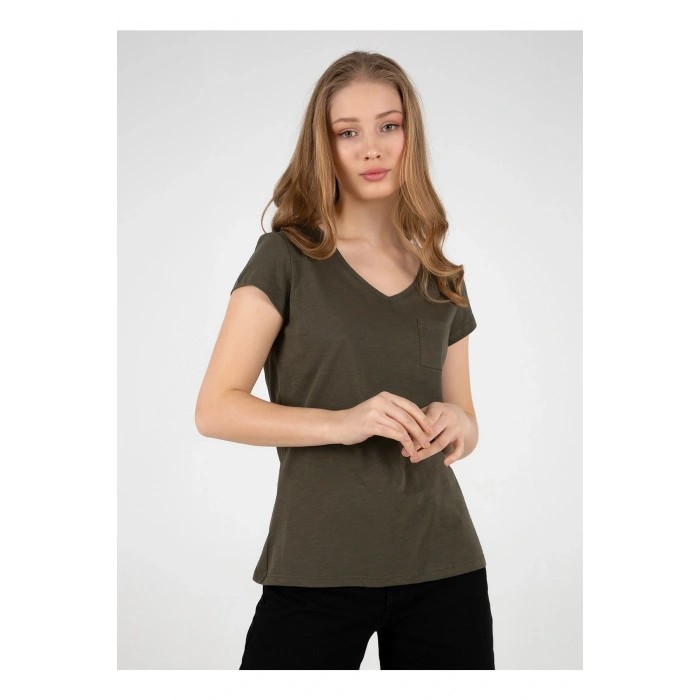 22y0147k1 V Yaka Kısa Kollu Normal Kalıp Düz Haki Kadın T-shirt