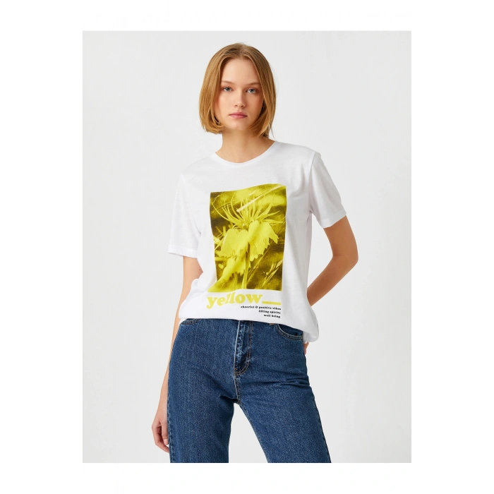 Bisiklet Yaka Kısa Kollu Baskılı Tişört