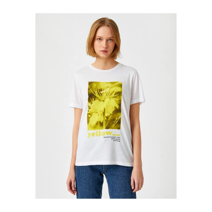 Bisiklet Yaka Kısa Kollu Baskılı Tişört