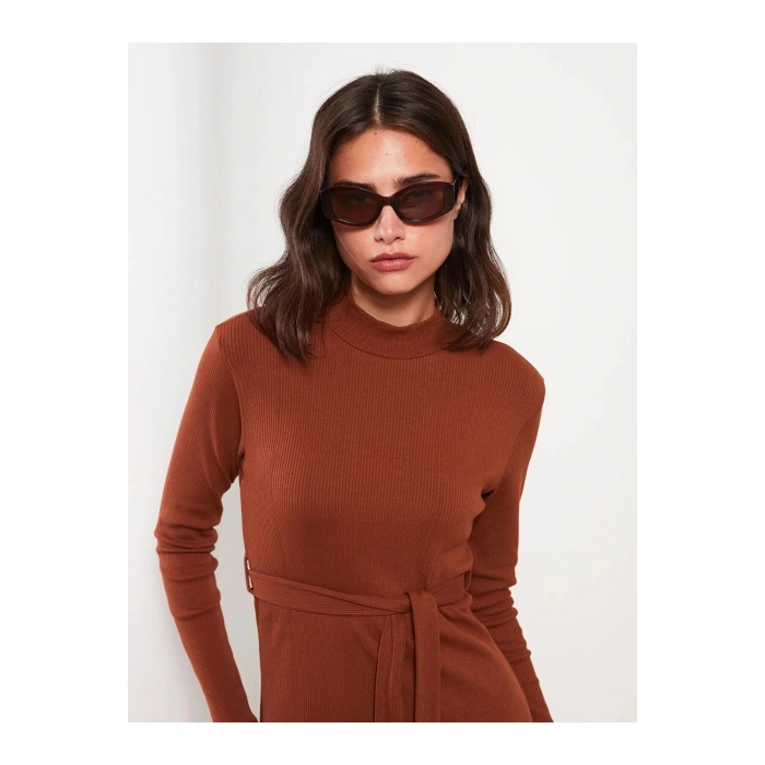 Modest Dik Yaka Düz Uzun Kollu Kadın Elbise