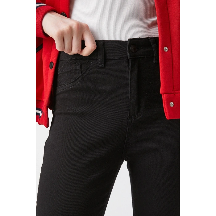 Kadın Siyah Jeans 2YAL41115MW