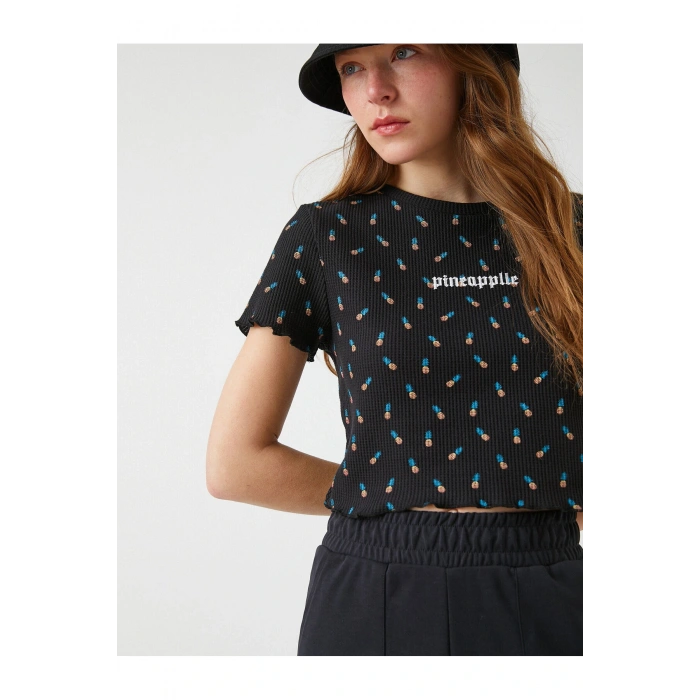 Baskılı Crop Tişört Fırfır Detaylı Pamuklu