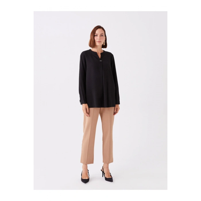 Kaçık Yaka Desenli Uzun Kollu Kadın Bluz