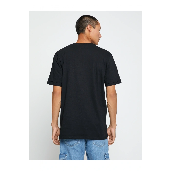 Basic Tişört Bisiklet Yaka Kol Detaylı