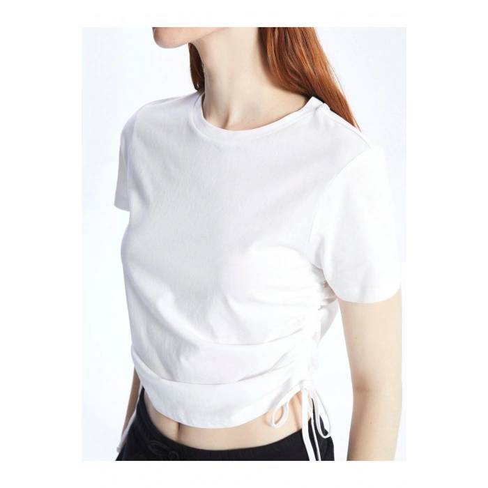 Bisiklet Yaka Düz Kısa Kollu Kadın Tişört