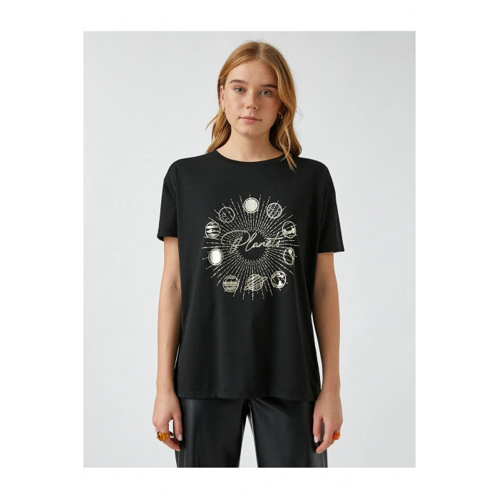 Bisiklet Yaka Kısa Kollu Baskılı Tişört