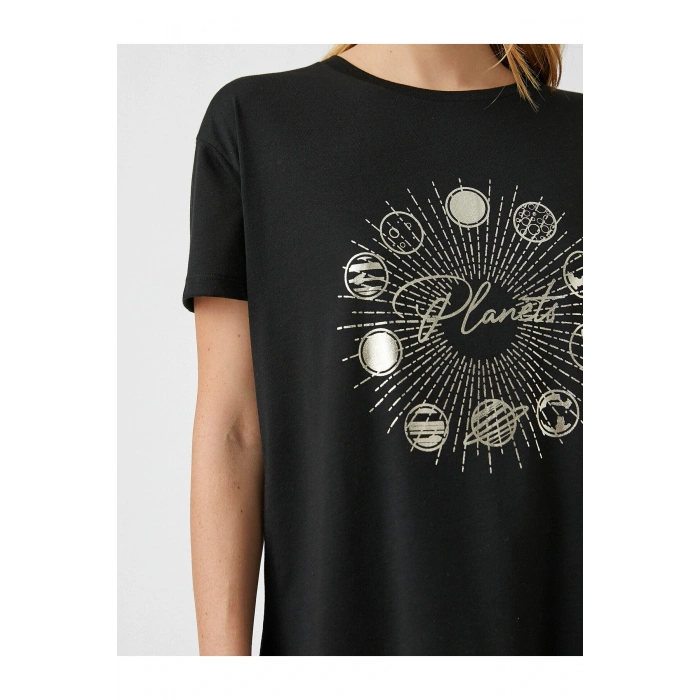 Bisiklet Yaka Kısa Kollu Baskılı Tişört