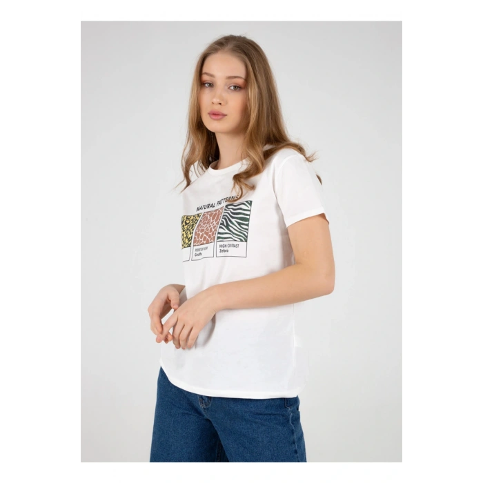 22y0654k1 Bisiklet Yakakısa Kollu Normal Kalıp Baskılı Beyaz Kadın T-shirt