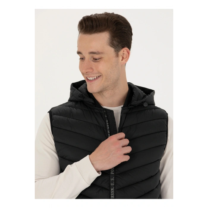 U.S. Polo Assn. Siyah Erkek Yelek JACO23K