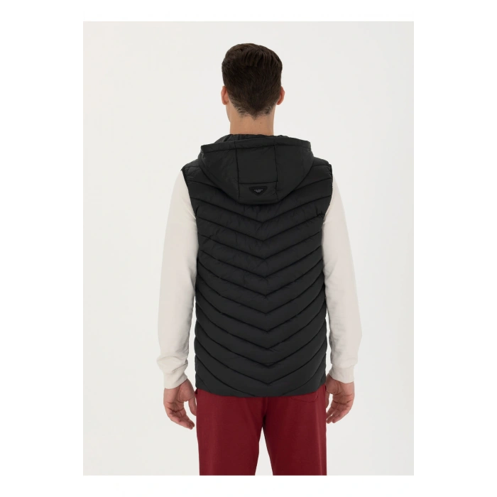 U.S. Polo Assn. Siyah Erkek Yelek JACO23K