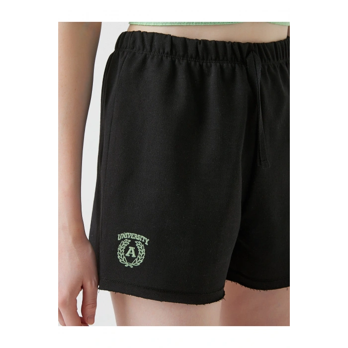 Beli Lastikli Baskılı Şort