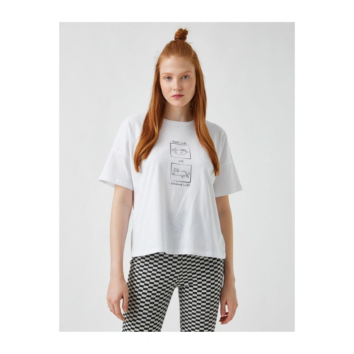 2sal10228ık Ekru T-shirt