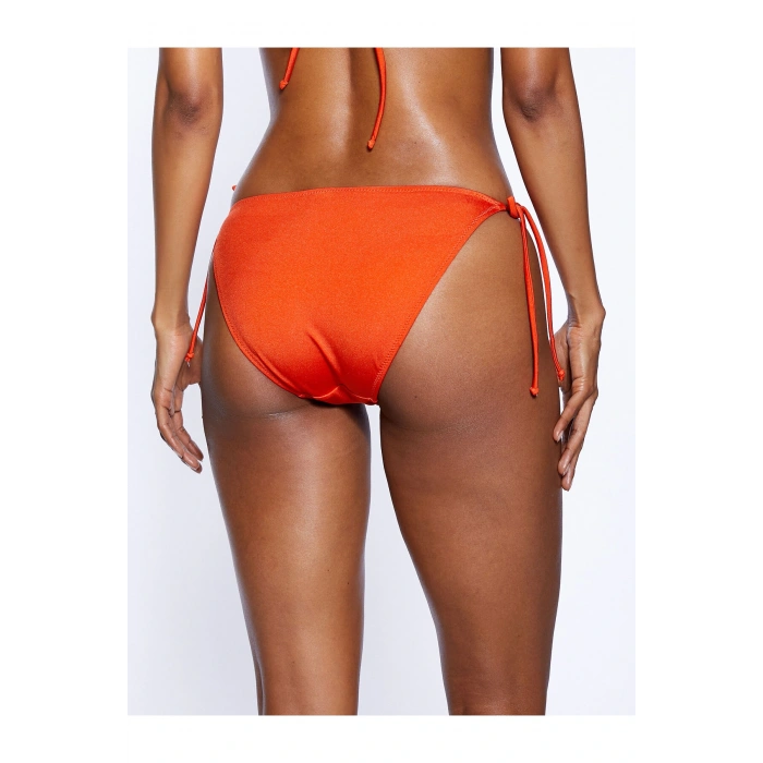 Basic Bikini Altı Yanları Bağlama Detaylı