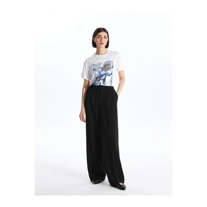 LCW Vision Bisiklet Yaka Baskılı Kısa Kollu Kadın Tişört