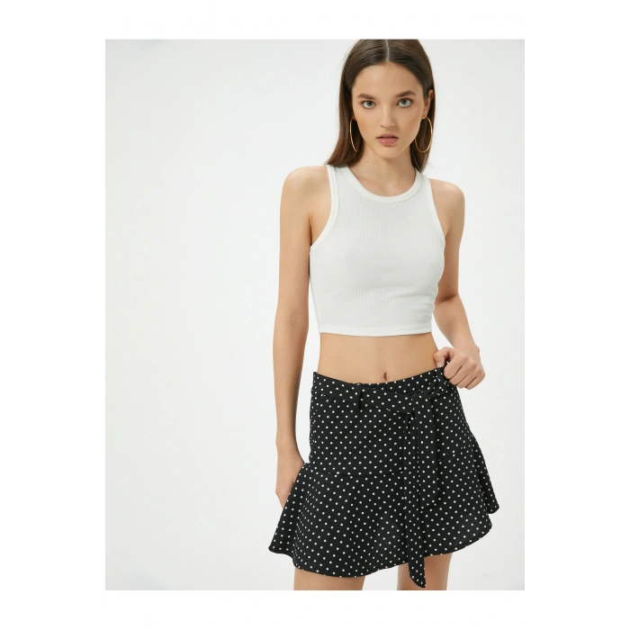 Puantiyeli Mini Şort Etek Kemer Detaylı Rahat Kalıp Bürümcük