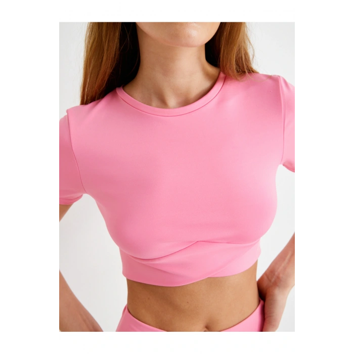 Crop Spor Tişört Asimetrik Kesim Kısa Kollu Bisiklet Yaka Slim Fit