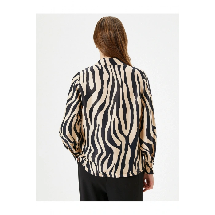 Zebra Desenli Gömlek Saten Düğmeli Klasik Yaka Regular Fit
