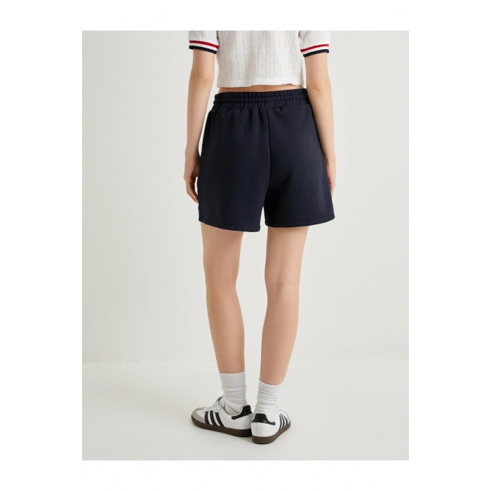 Mini Şort Cepli Rahat Kalıp Beli Bağlamalı