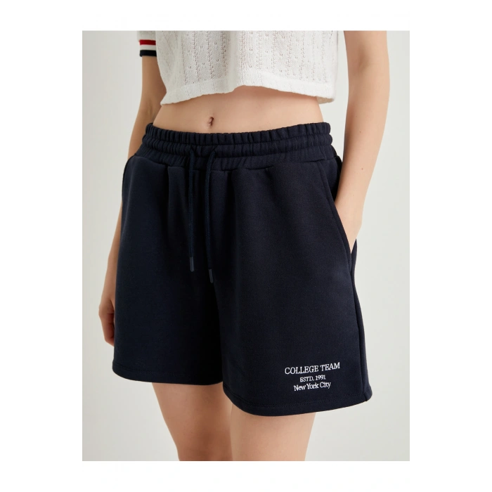 Mini Şort Cepli Rahat Kalıp Beli Bağlamalı